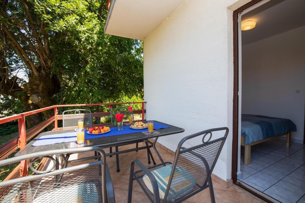 Apartments Brankica Vantacici Exterior photo